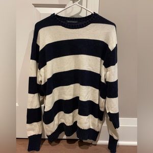 Brandy Melville Brianna Sweater